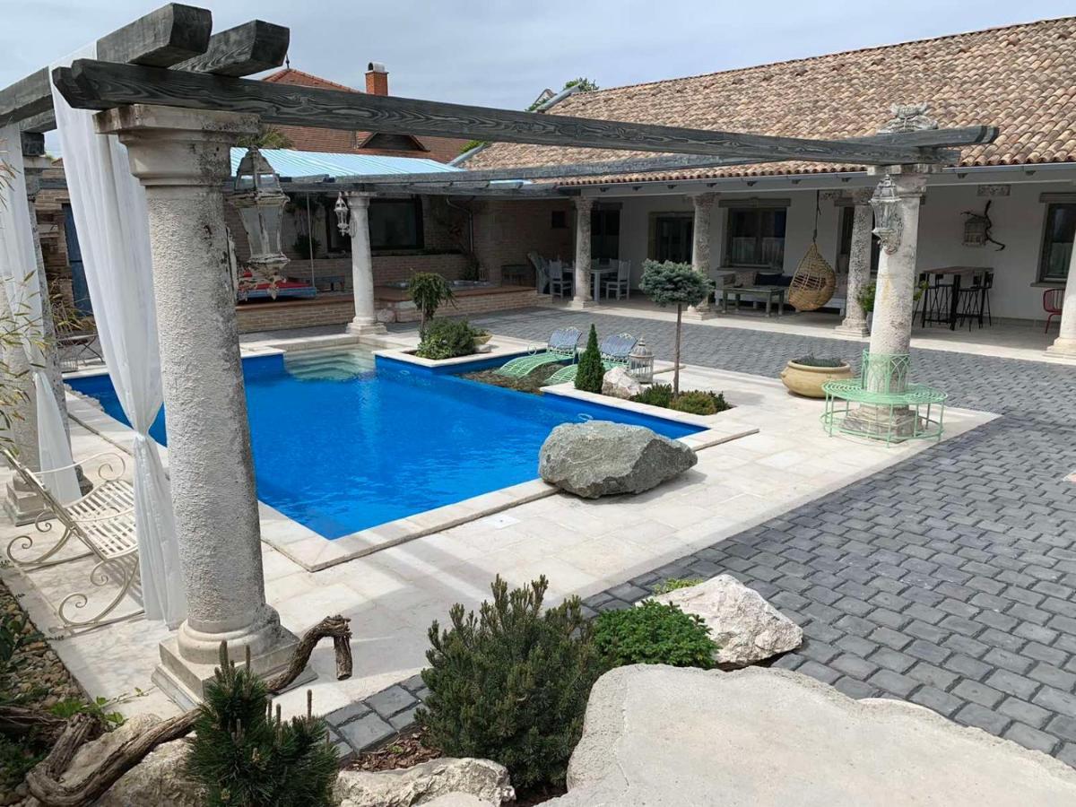 Resident Wellness Vendeghaz Bekescsaba Διαμέρισμα Εξωτερικό φωτογραφία